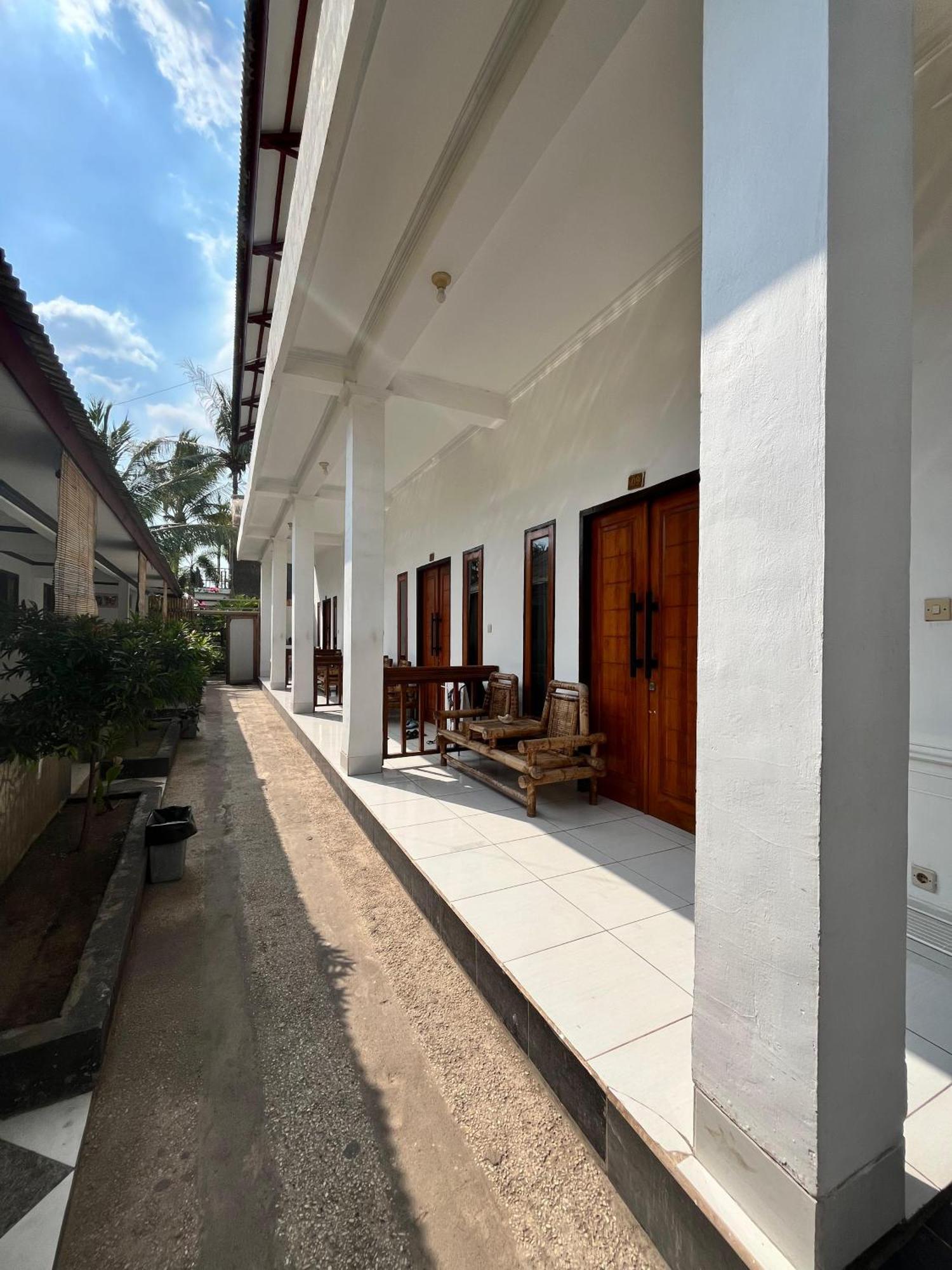 Bale Sunrise Hotel Gili Trawangan Kültér fotó