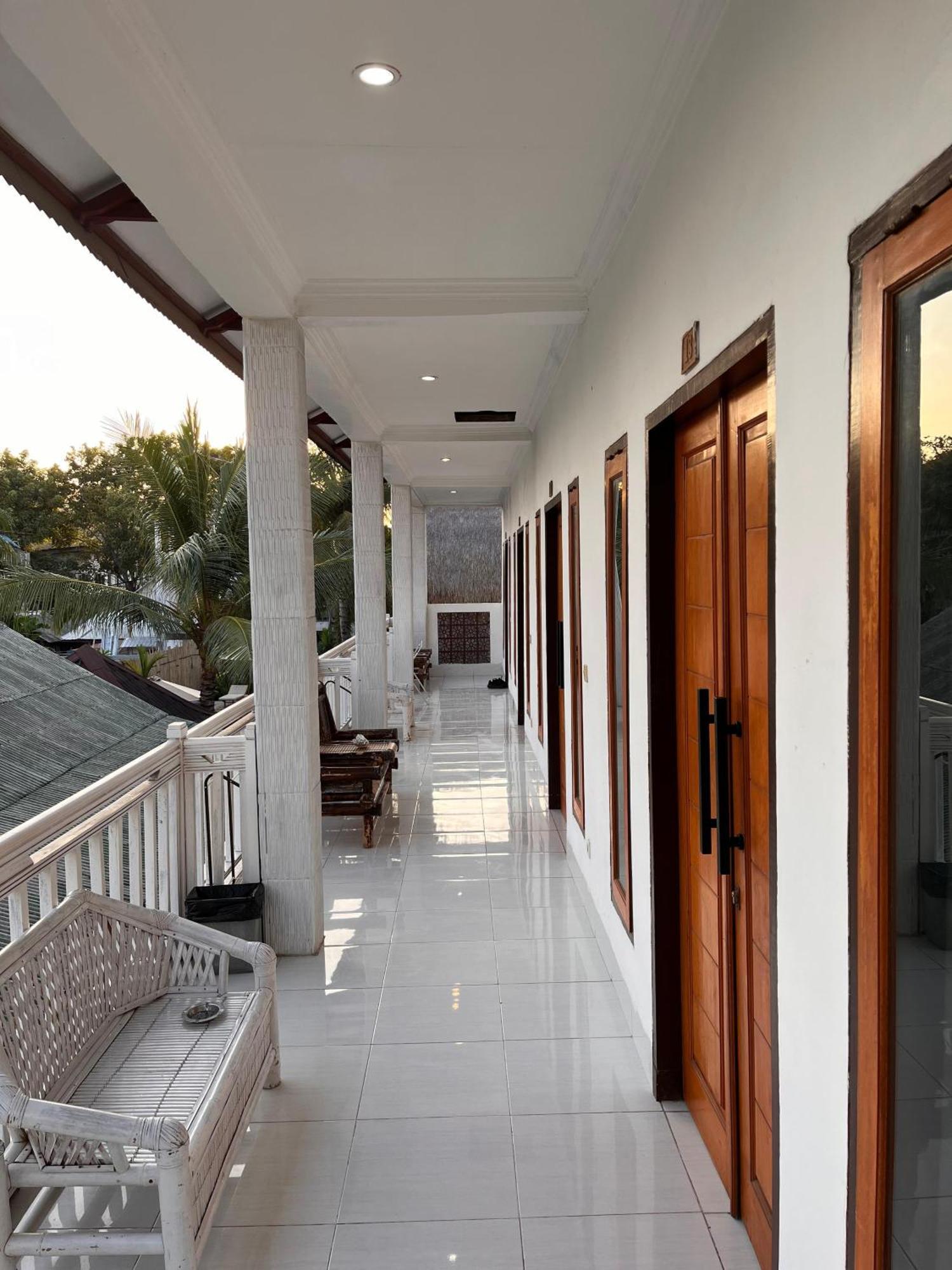 Bale Sunrise Hotel Gili Trawangan Kültér fotó